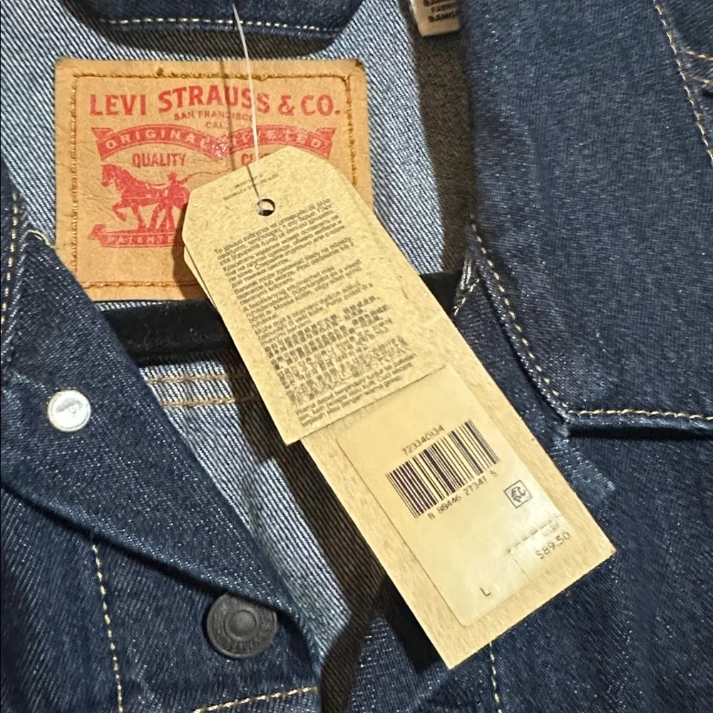 Levi’s denim jacket new w/ tags - Picture 3 of 4